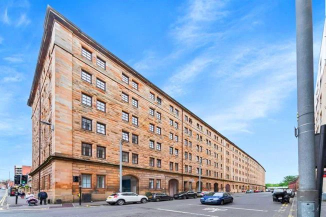 2 bedrooms flat in Glasgow