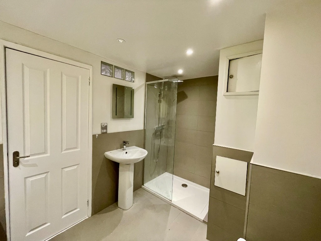 3 bedrooms flat in Glasgow