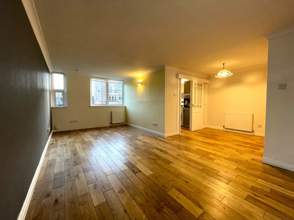 3 bedrooms flat in Glasgow