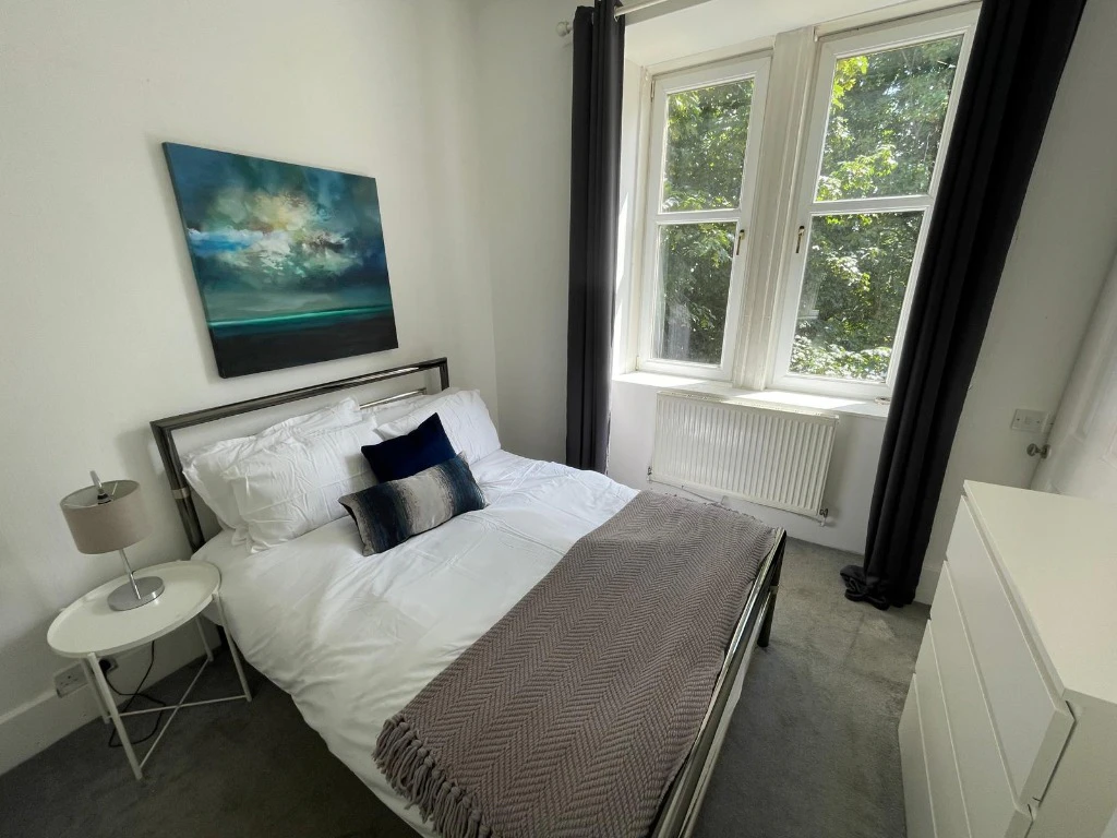 1 bedroom flat in Renfrewshire