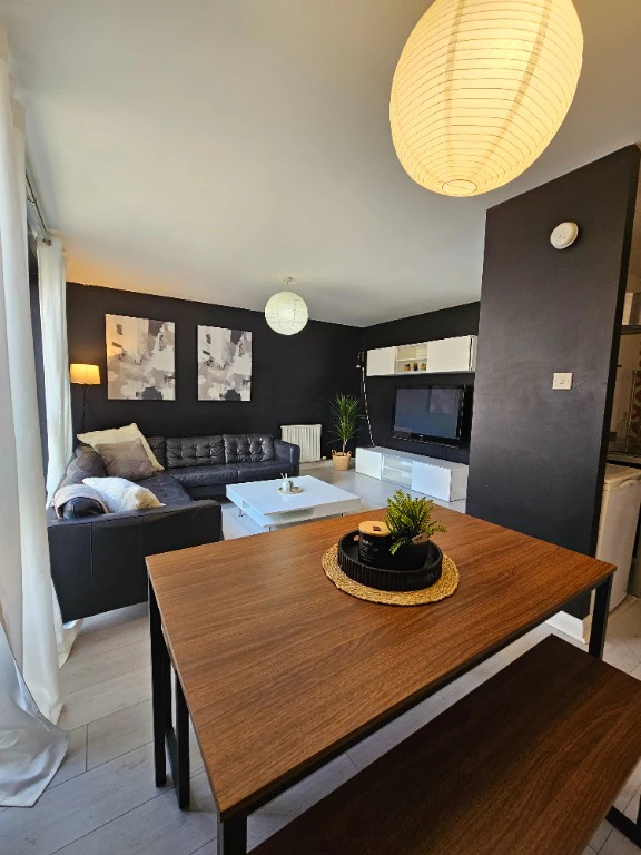 2 bedrooms flat in Glasgow