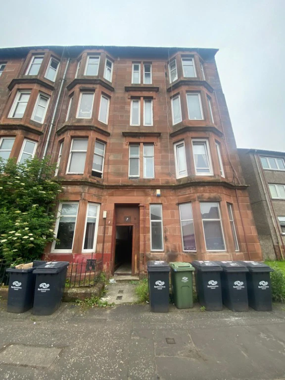 1 bedroom flat in Renfrewshire