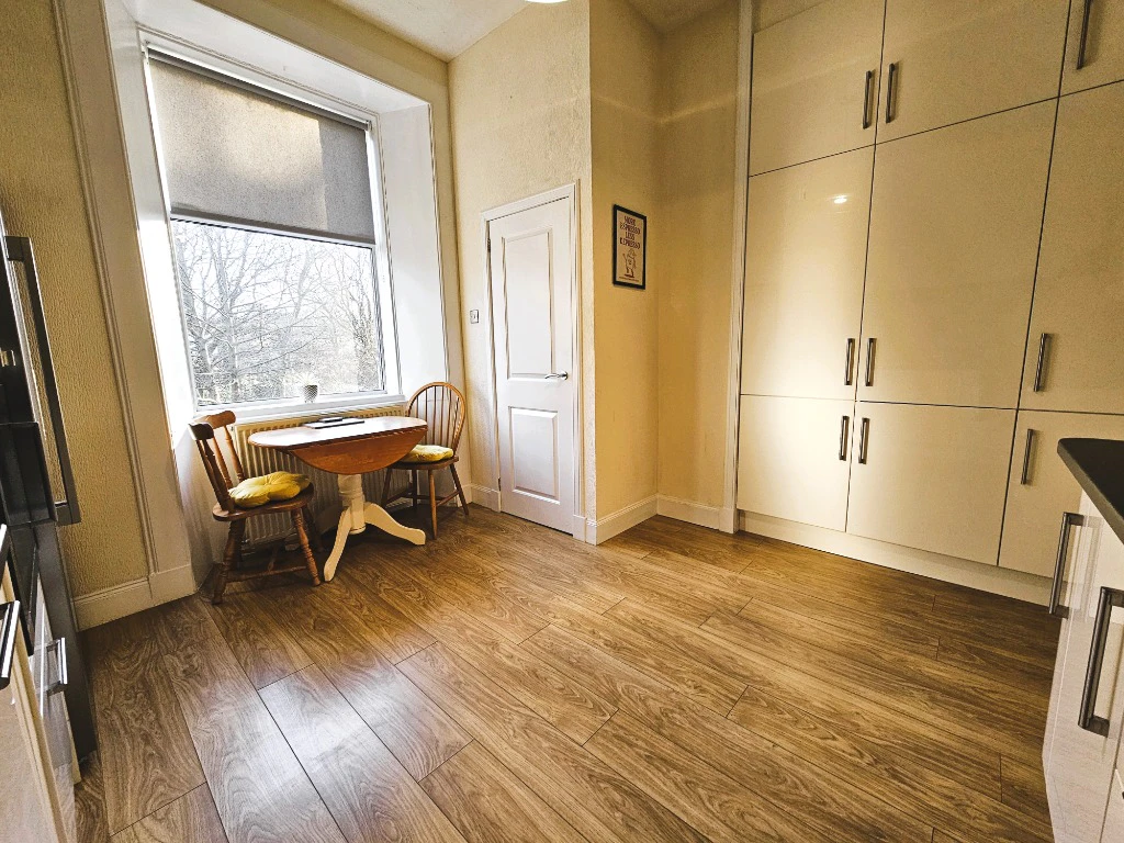 1 bedroom flat in Renfrewshire