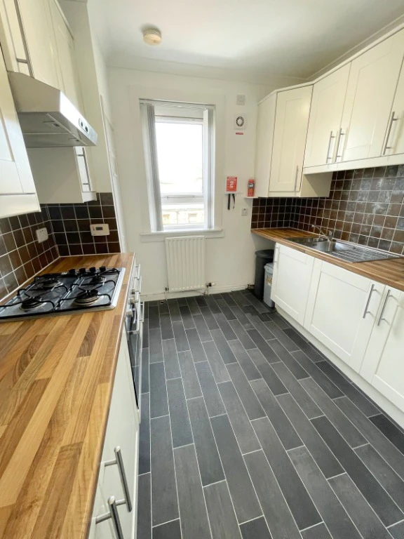 1 bedroom flat in Renfrewshire