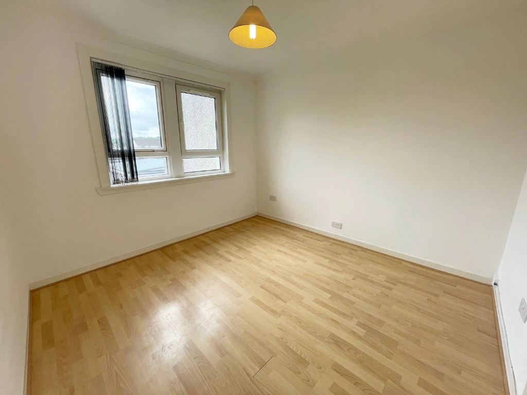 1 bedroom flat in Renfrewshire