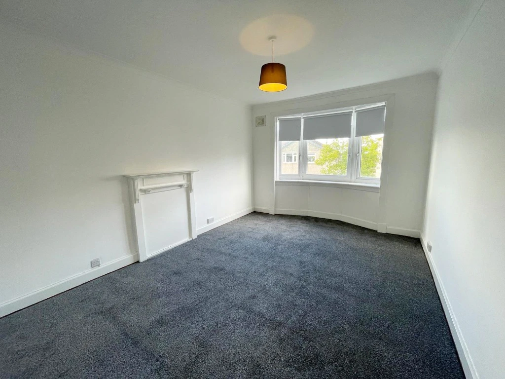 2 bedrooms cottage in Glasgow
