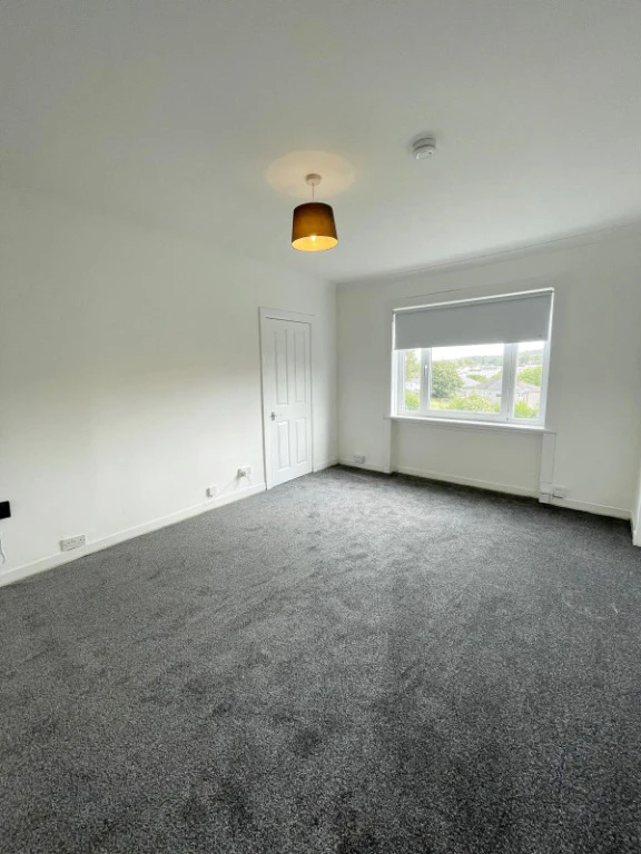 2 bedrooms cottage in Glasgow