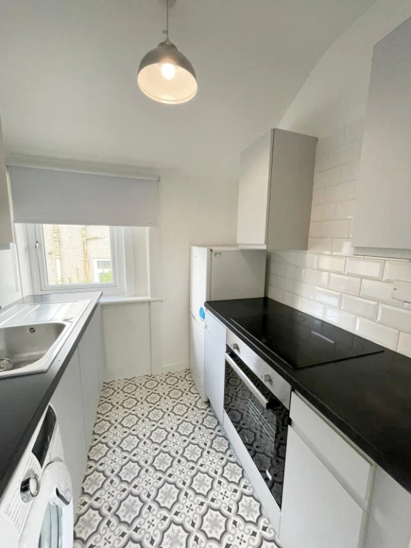 2 bedrooms cottage in Glasgow