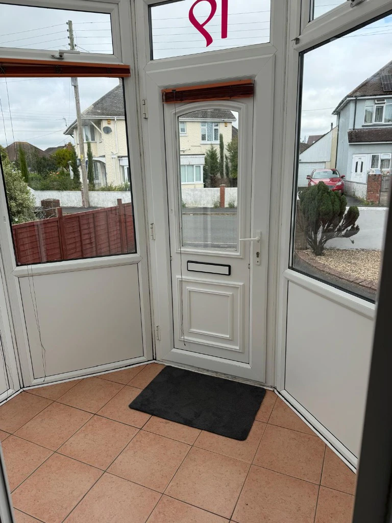 3 Bed Semi-detached House, Chestwood Avenue - Photo 3