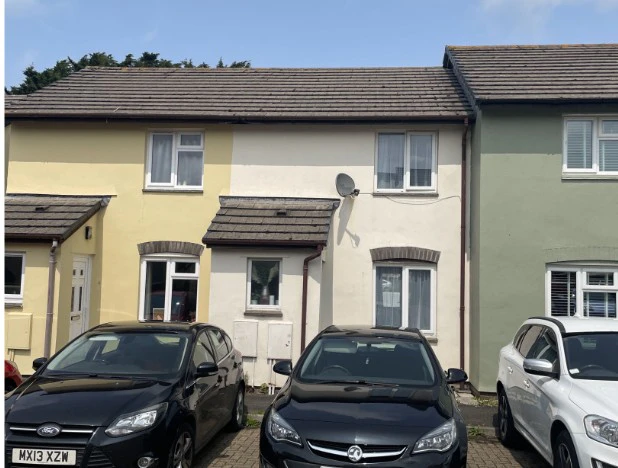 2 Bed Terraced House, Hawthorn Park - Photo 1
