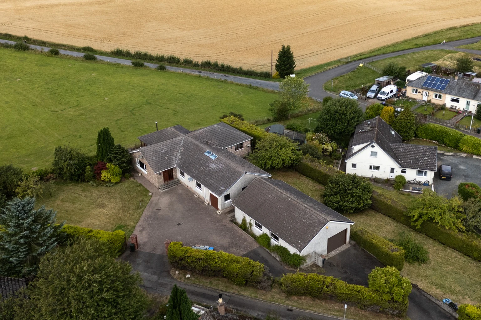 Tigh Na Bruiach Coxland Cres, Bankfoot PH1 4BX